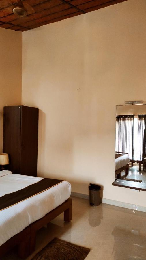 Badami Heritage Resort 外观 照片
