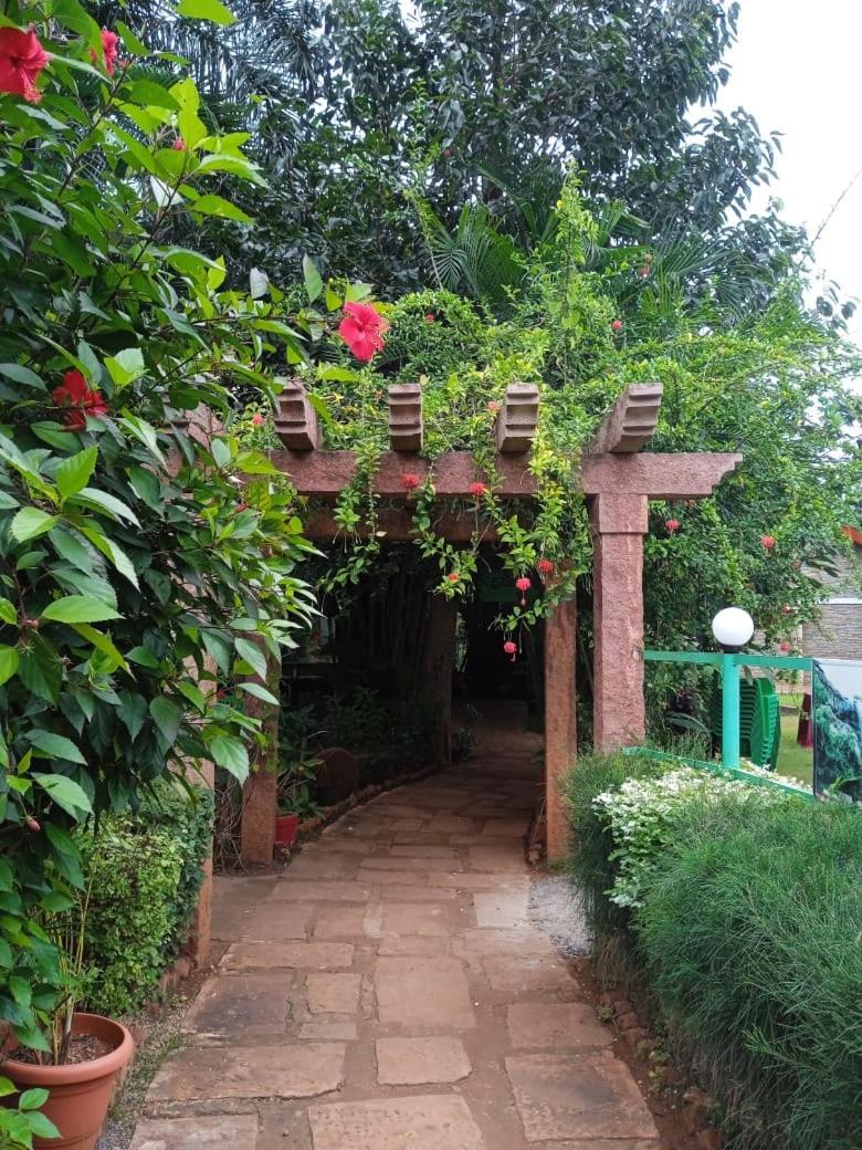 Badami Heritage Resort 外观 照片